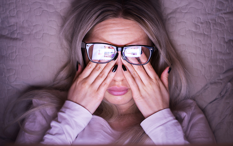 Острая боль в глазу: 6 причин обратиться к врачу