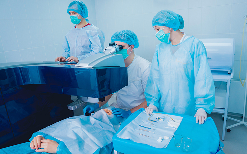 Лазерная хирургия LASIK — это больно?