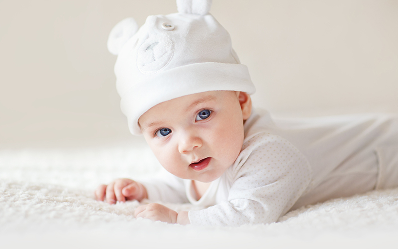Слезящиеся глаза у младенцев: основные причины