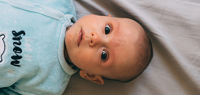 Что происходит со зрением ребёнка в первый год жизни?