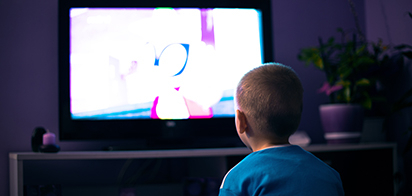 Просмотр телевизора влияет на чёткость зрения у детей?