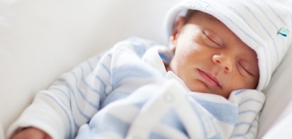 Офтальмологические проявления, связанные с COVID-19, у новорожденных